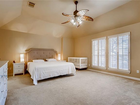 5th image of 1135 Oaklands Dr