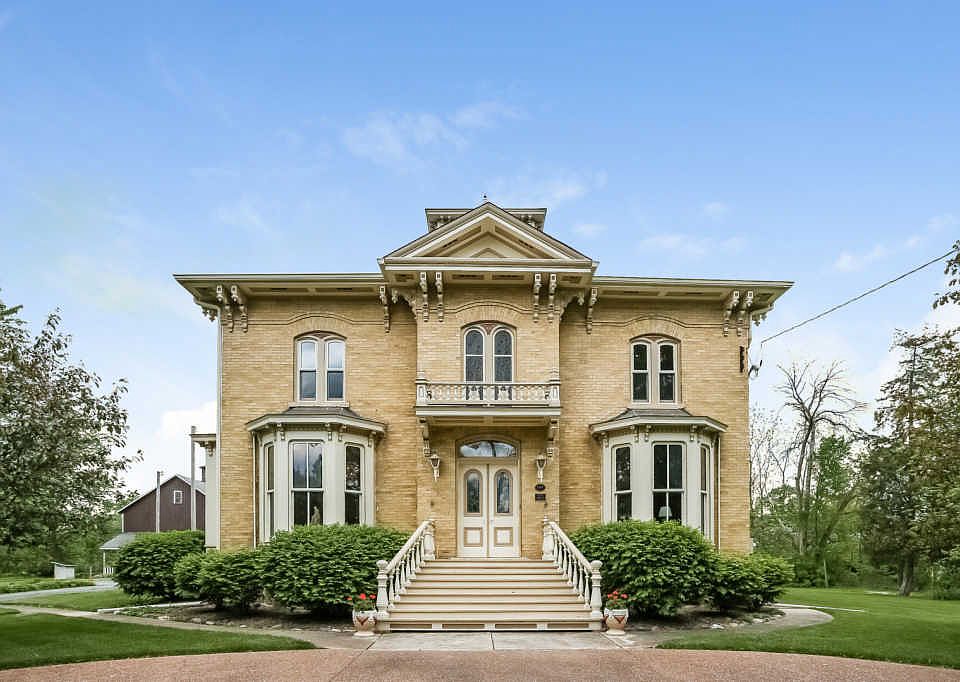 19020 W Old Town Ct, Old Mill Creek, IL 60046 Zillow