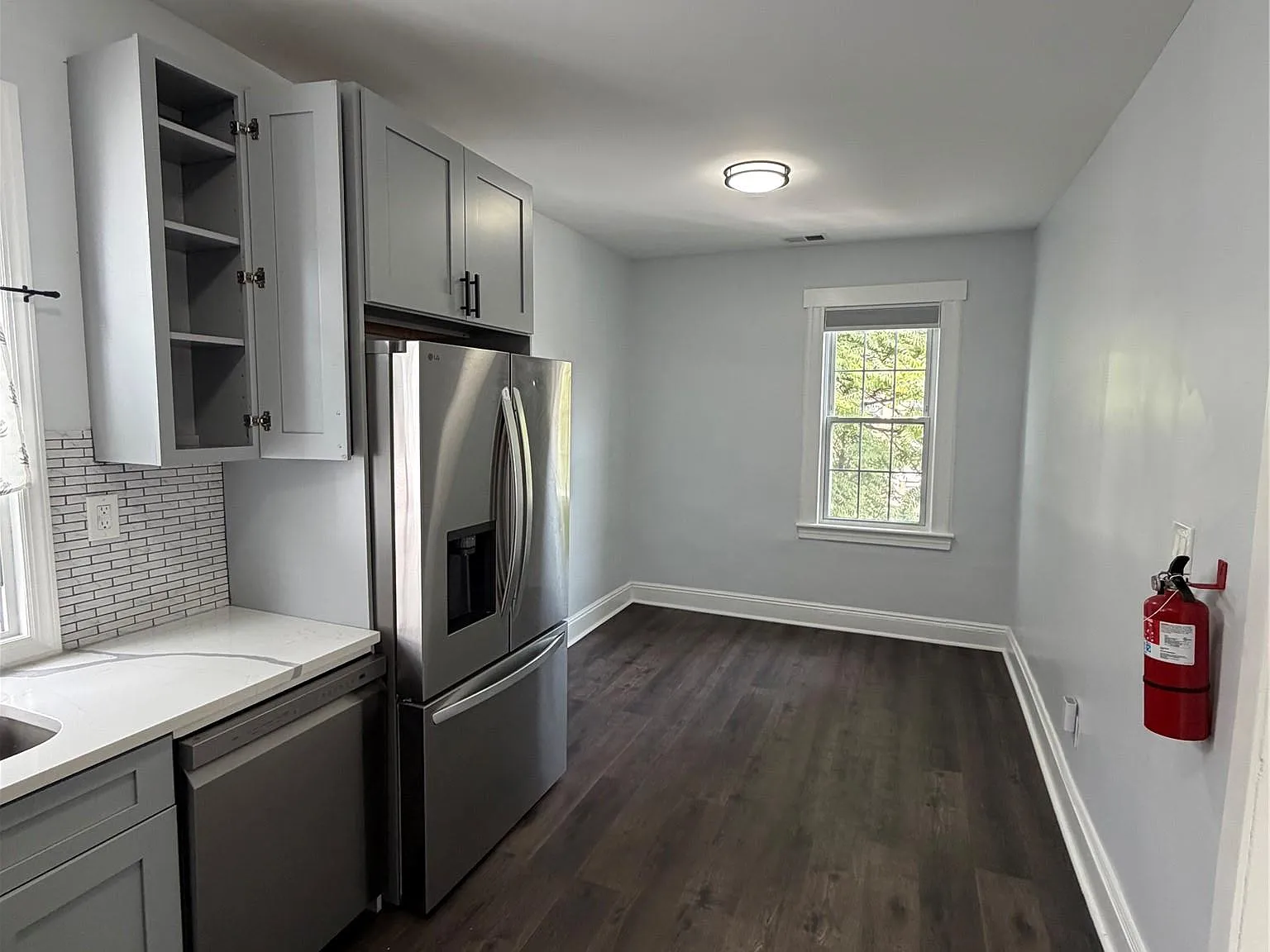 2 bed, $2,950 — Photo 2