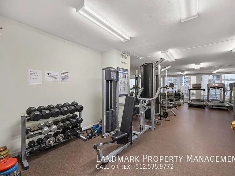 6033 N Sheridan Rd #35D — Photo 32