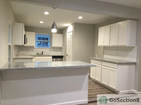 4130 Galesburg St, Houston, TX 77051