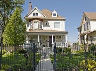 330 N Parkside Ave, Chicago, IL