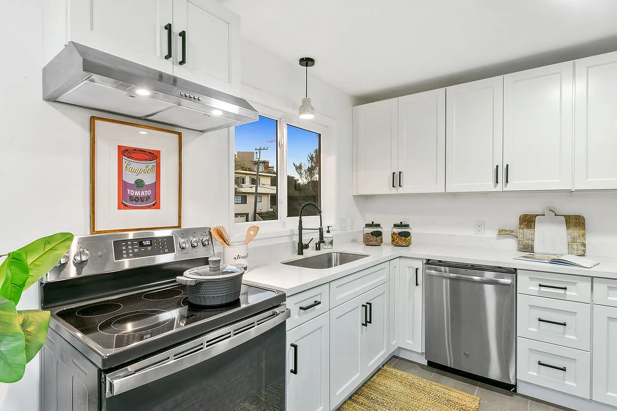 1 bed, 1.0 bath, 826 sqft, $2,800 — Photo 4