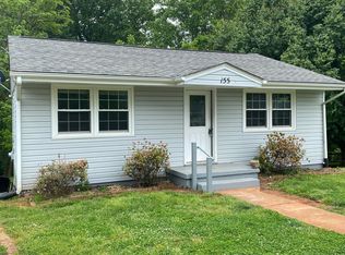 155 Windsor Dr, Rocky Mount, VA 24151