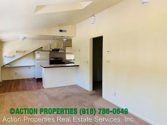 3rd image of 165 S Lincoln St APT B