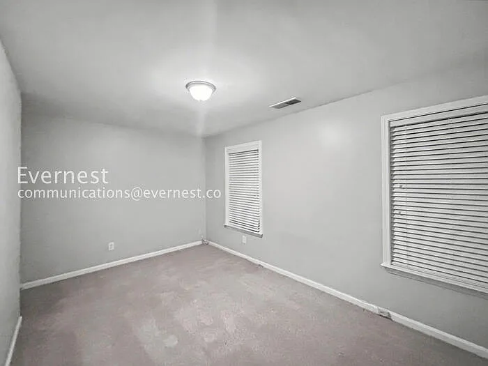 1153 Smith St SW — Photo 18