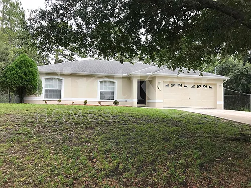 2476 Parrot St Photo 1