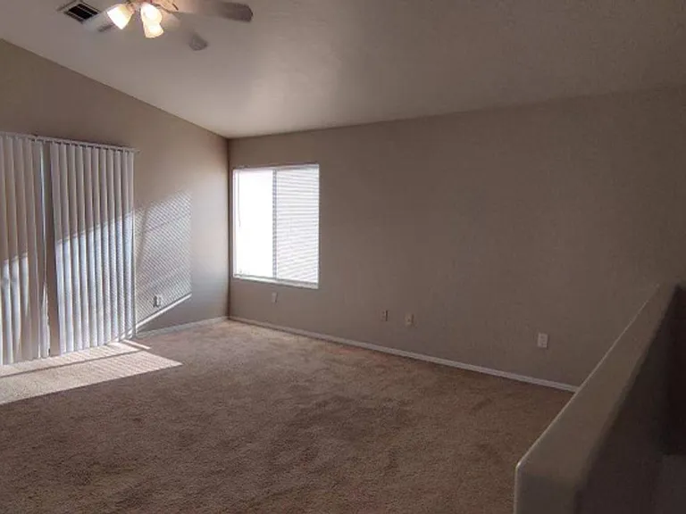 1385 E Betsy Ln — Photo 12