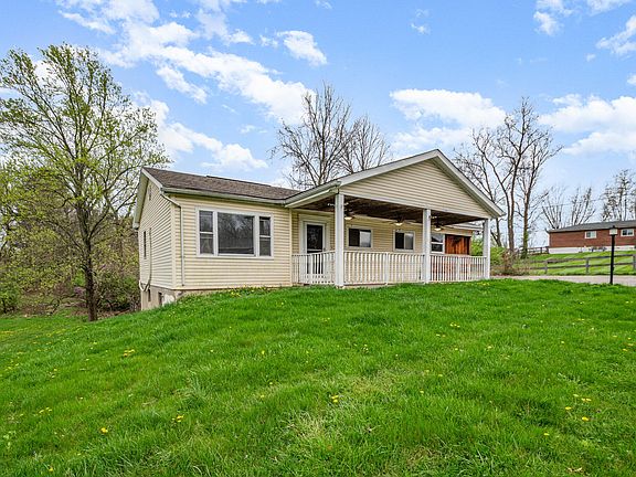 4th image of 615 Dogwood Dr