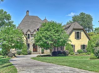 17609 Quiet Lake Dr, Mooresville, NC 28031