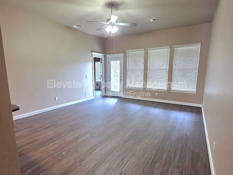 2301 Kintyre Rd — Photo 11