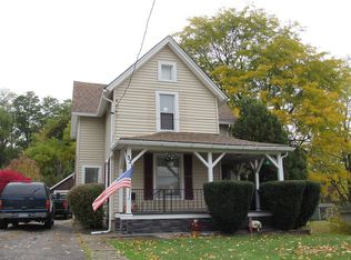 32 Walnut St, Perry, NY 14530