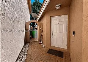 9312 NW 54th St — Photo 2