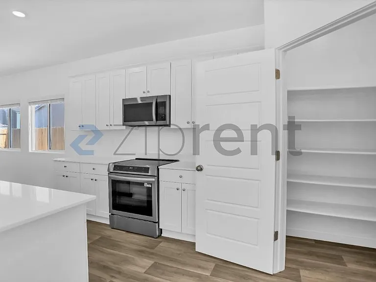 3396 N Vaughan Ave — Photo 18
