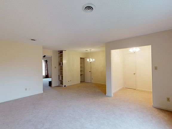5th image of 7914 Gleason Dr APT 1079
