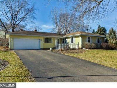 2594 Pond Ave E, Maplewood, MN, 55119