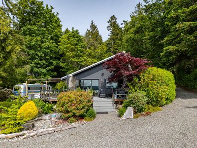 17238 Maple Ln, La Conner, WA, 98257