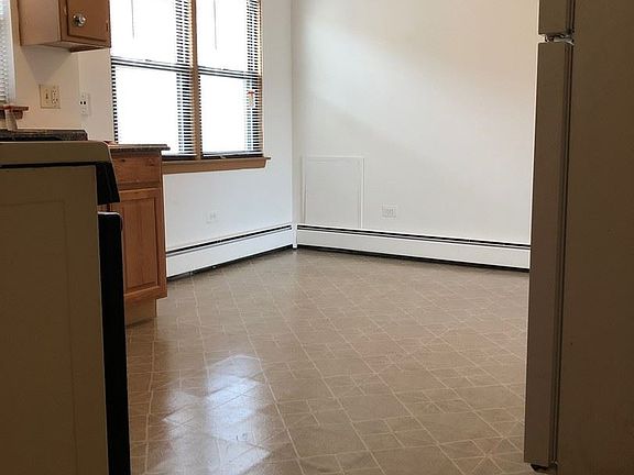 5th image of 1812 W 127th St APT 4