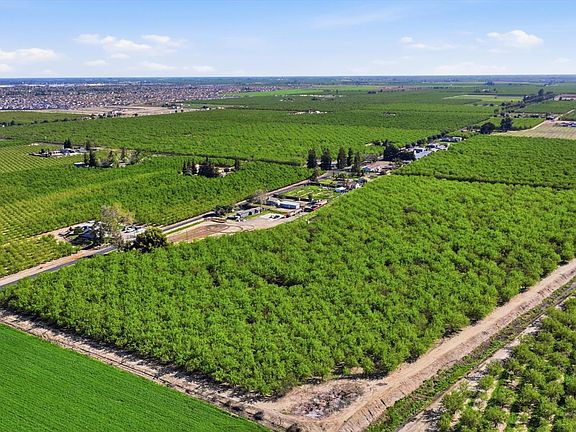 4th image of 23131 Tinnin Rd