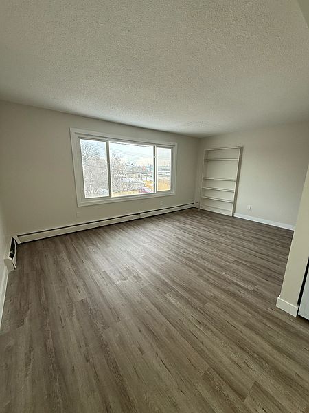 Edmonton Apartment for rent - 2 Bedrooms — photo 11