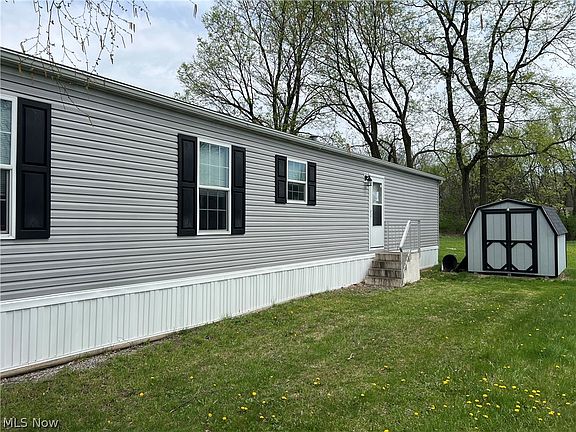 2nd image of 1000 Garfield Ave Lot 85