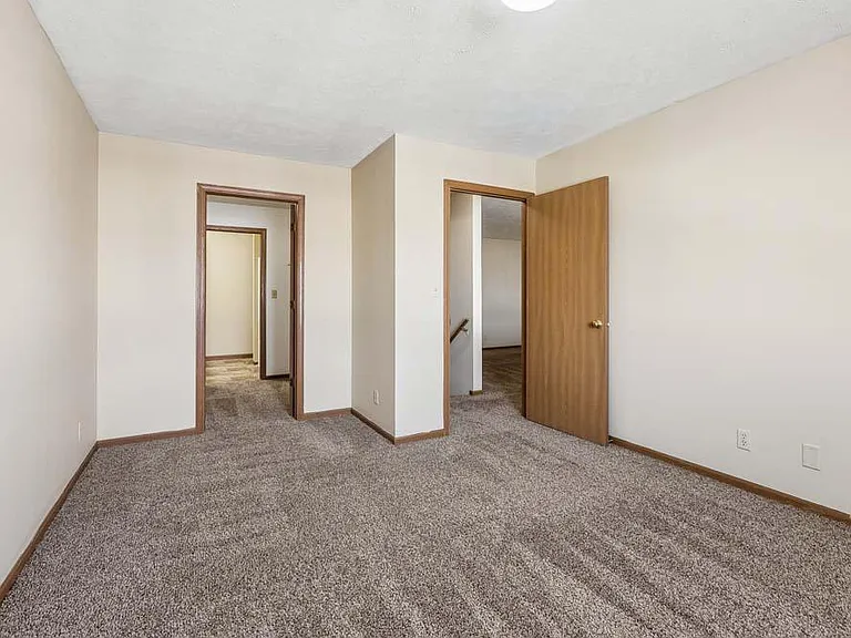 Pine Lake Heights Apartments — Photo 171