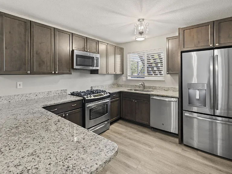 5520 Fiesta Ln #A — Photo 17