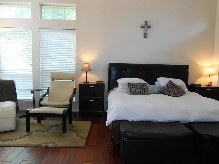 317 Sycamore Dr — Photo 13