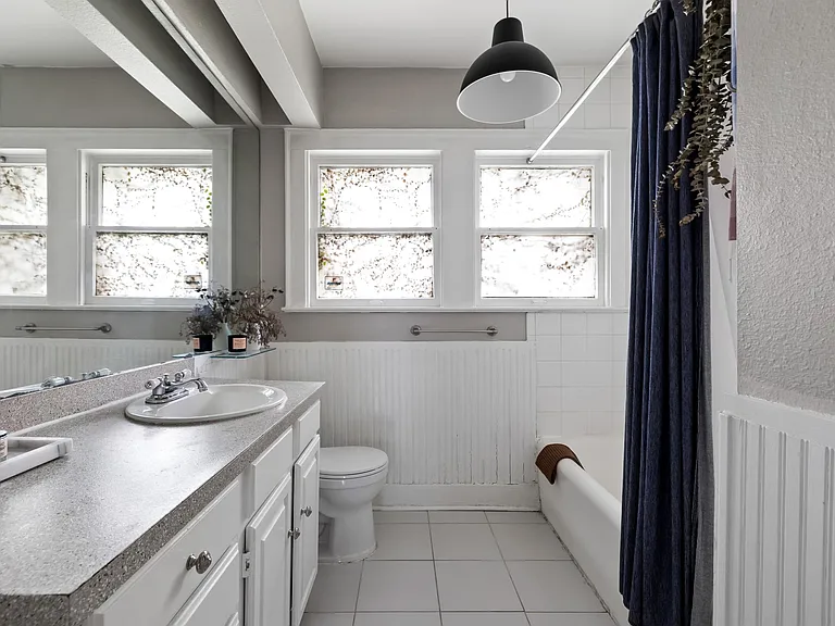 5339 Vanderbilt Ave — Photo 12