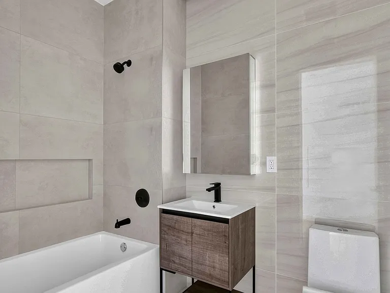 948 New York Ave #5B — Photo 6