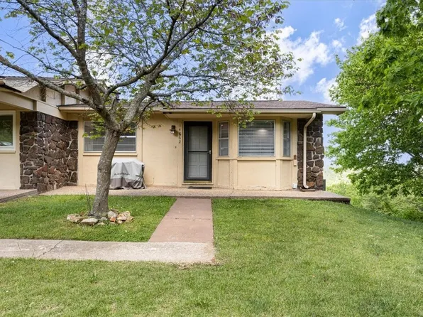 14662 Arrowhead Dr, Rogers, AR 72756