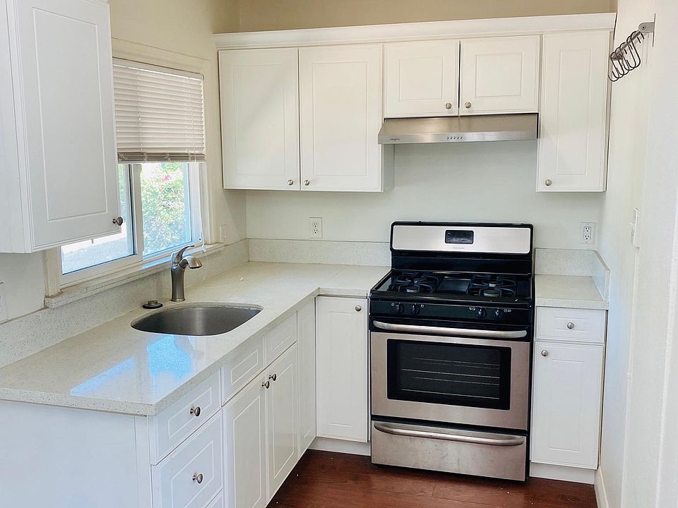 1st image of 5635 1/2 Ash St