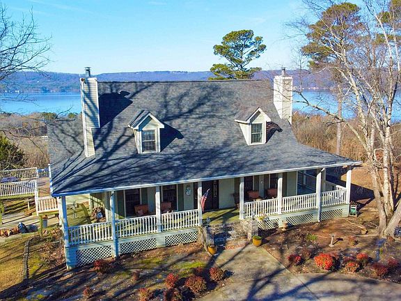 2nd image of 510 Eagle Point Rd