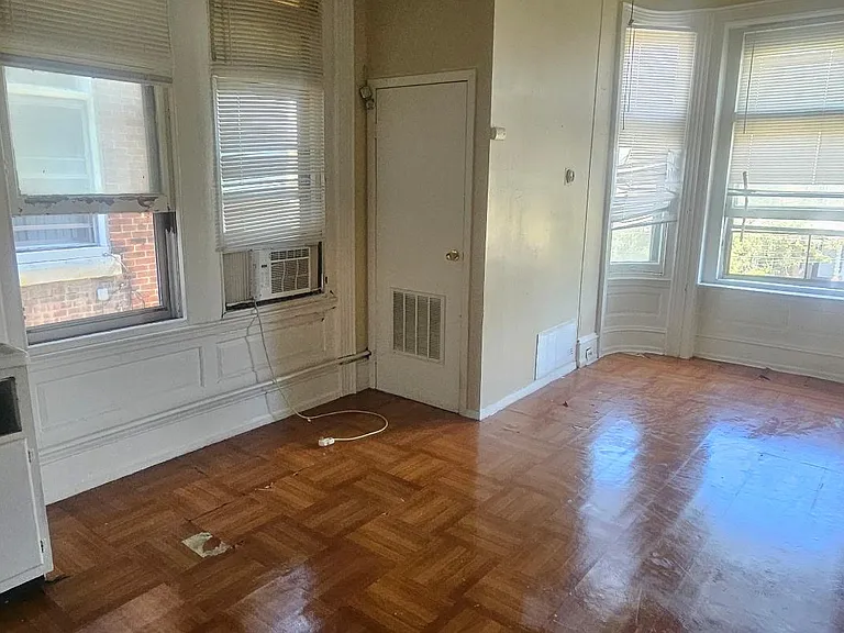 2206 W Tioga St #3 — Photo 7