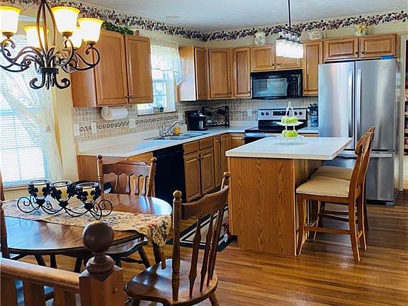 2nd image of 522 Caleb Dr #107
