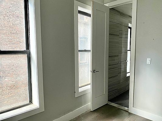 5th image of 234 E 116th St #10A