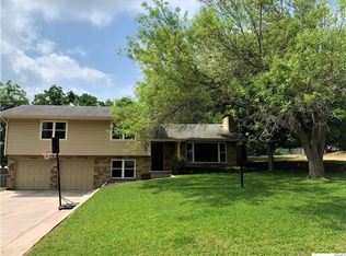 1308 W North Ave, Lampasas, TX 76550