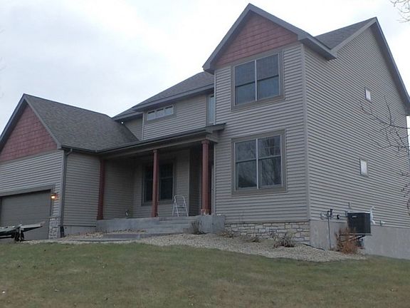 2nd image of 4612 Lasalle Ave NE