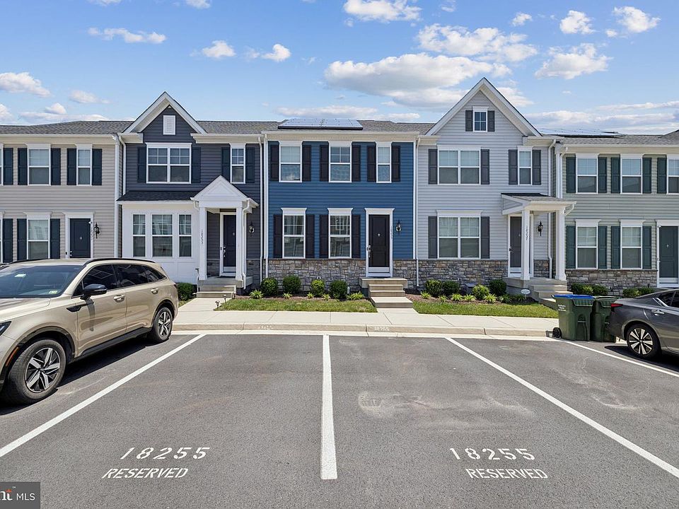 1st image of 18255 Summit Pointe Dr