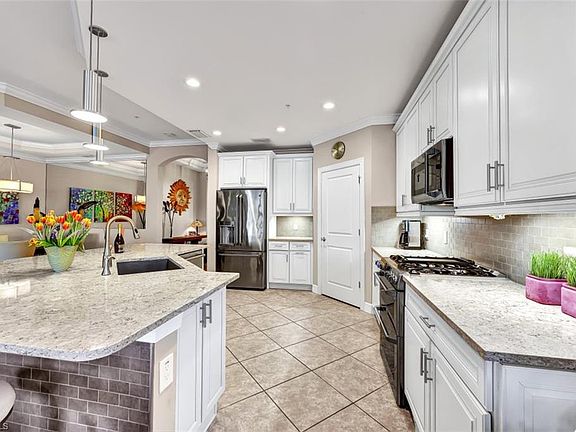 5th image of 2137 Frangipani Cir Unit 3-101