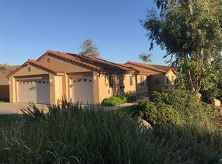 2933 Oak Hill Dr, Escondido, CA 92027