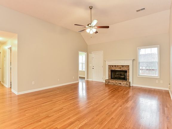 5th image of 5007 Monaco Dr