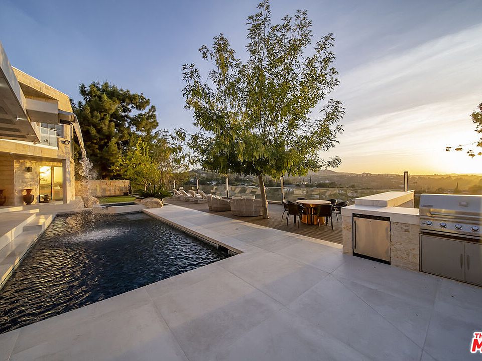 3911 Cody Rd, Sherman Oaks, CA 91403 Zillow