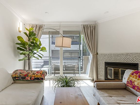 3rd image of 20 Catamaran St APT 104