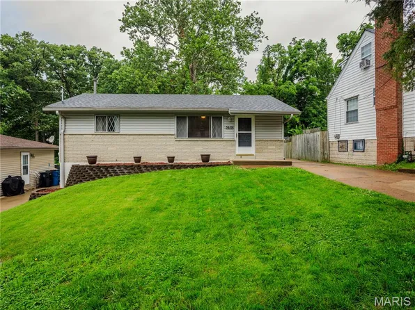 3619 Summit Ave, Saint Louis, MO 63129