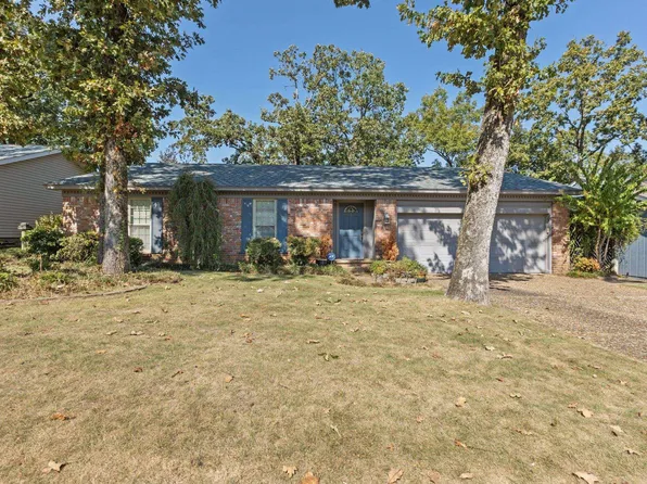 1400 Green Mountain Dr, Little Rock, AR 72211