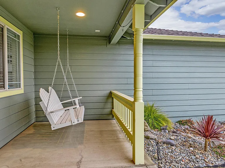 2327 Jeremy St — Photo 26