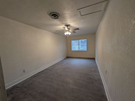 3rd image of 3 Lynda Ave