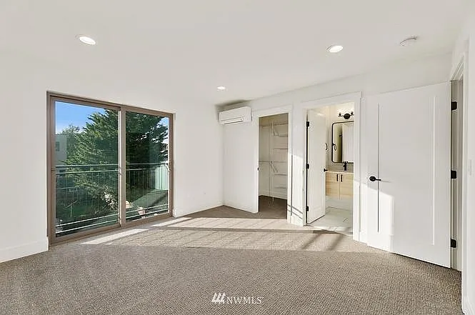 1124 NW 57th St #D — Photo 10