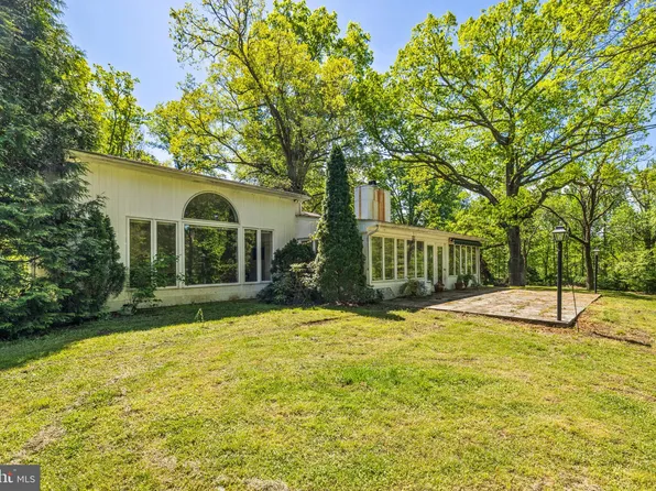 13183 Will Ln, Boston, VA 22713